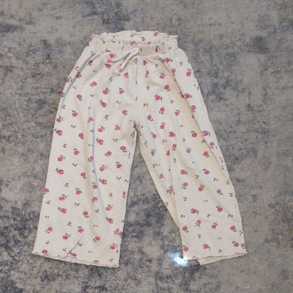 Zara | Cream Pants with Pink Floral Design
